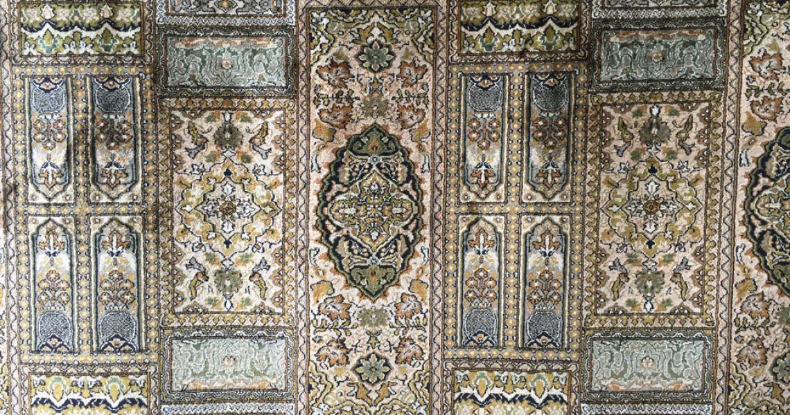 Persian Silk Carpet 5172